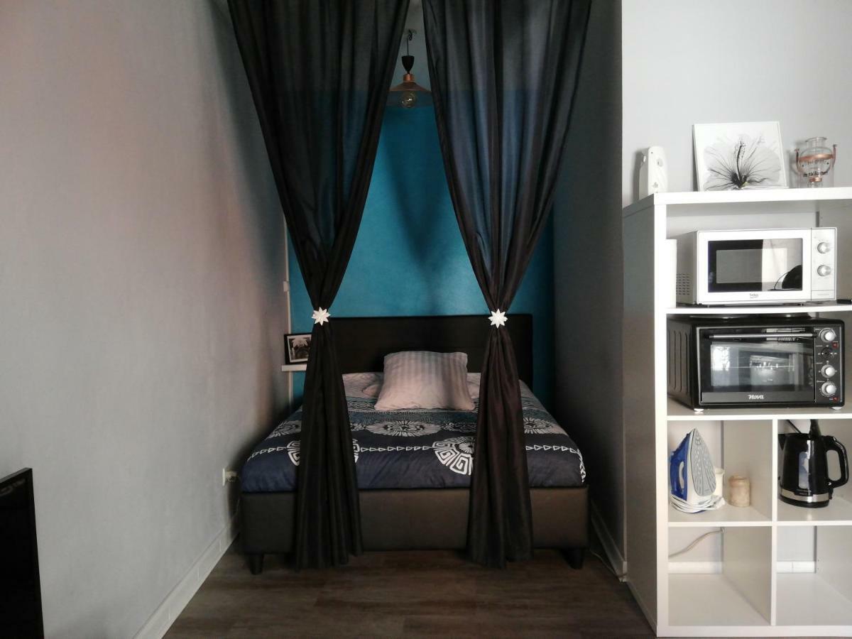 Le Petit Nid Des Arenes Apartment Beziers Exterior photo